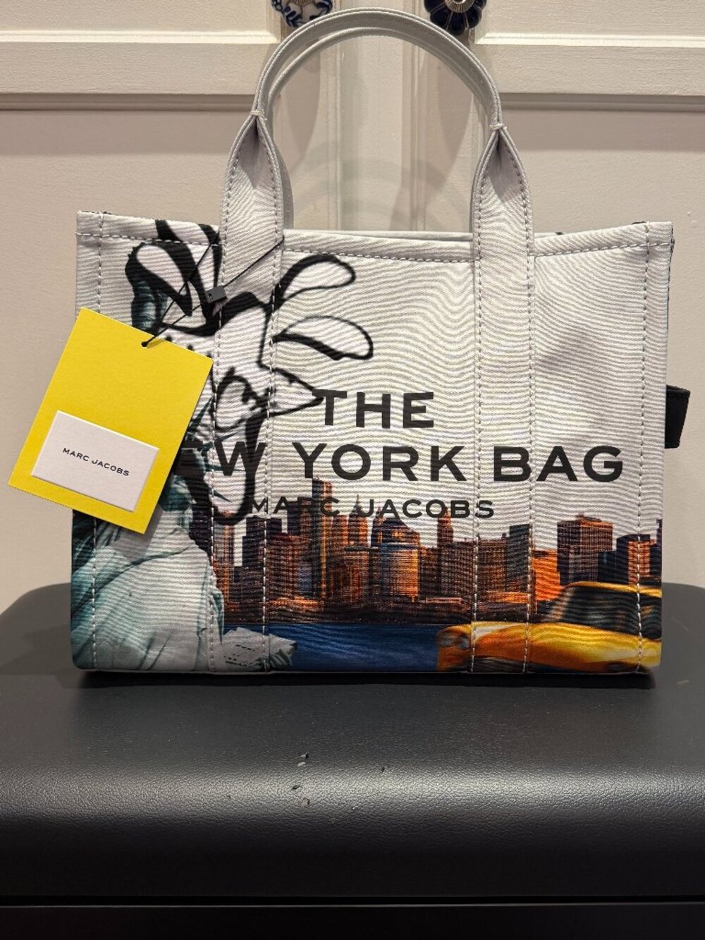 NWT MARC JACOBS The City Tote in New York City Prints Limited Edition